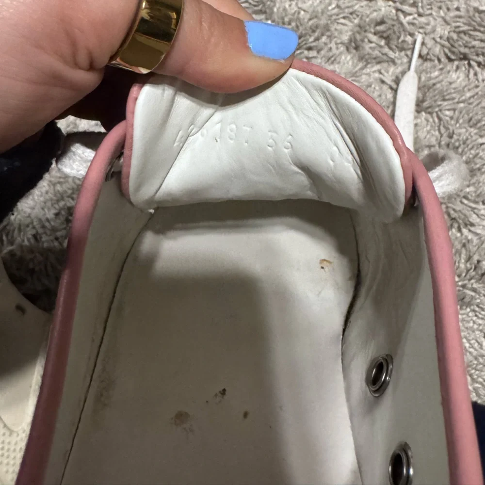 Gucci Women's Pink Lace-Up Sneakers - Picture 3 of 6